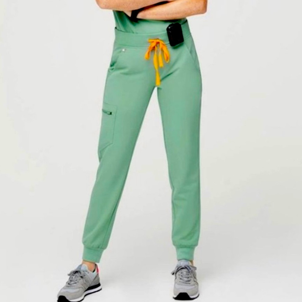 FIGS Jade Jogger Zamora Scrub Pants
